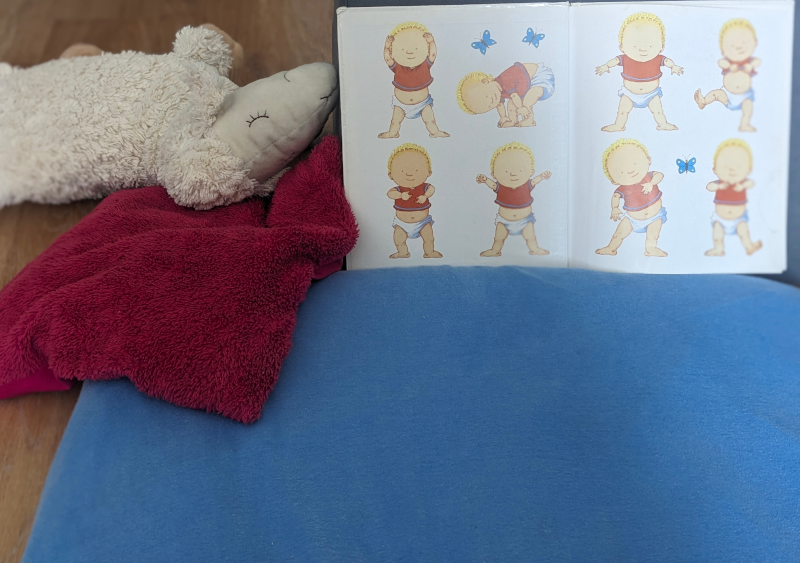 ReadingYoga_1